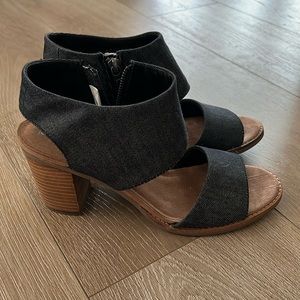 Toms Dressy Sandals Size 9